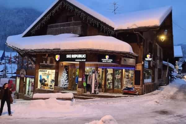 Ski Republic Centre Station Morz'na Sport